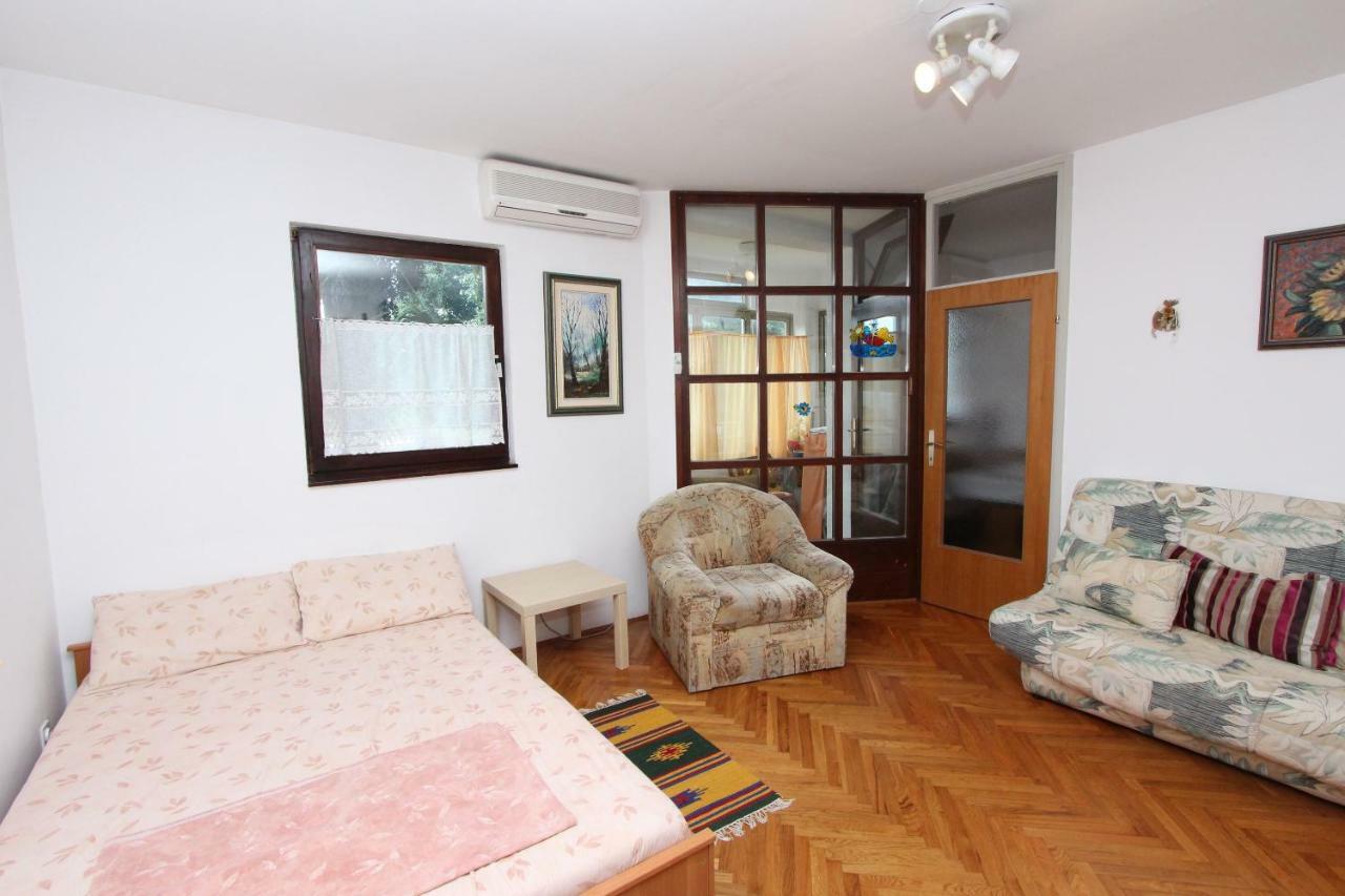 Apartment Vesna Rovinj Exterior photo